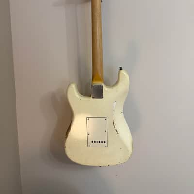 Nash S-63 White image 2