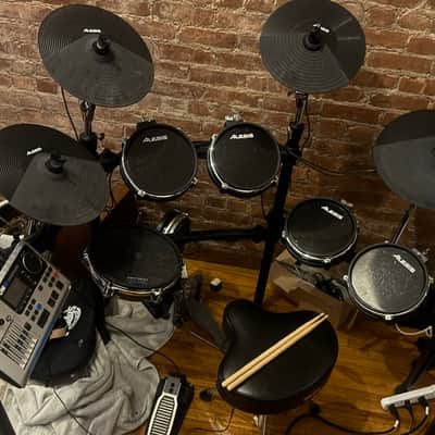 Alesis DM10 Studio Kit Electronic Drum Set 2010s - Black
