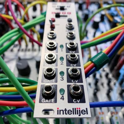 Intellijel Shifty Eurorack Voice Allocator / Note Hocketing / Analog Shift Register image 6