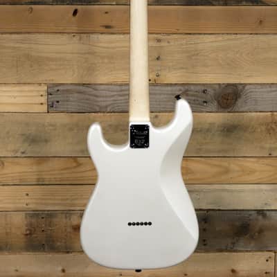 Charvel Signature Jake E Lee Pro-Mod So-Cal Style 1 HSS Electric Guitar Pearl White image 5