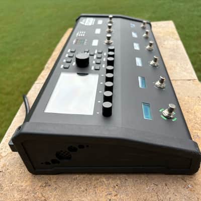 Fractal Audio FM9 Amp Modeler / FX Processor 2021 - 2023 - Black image 3