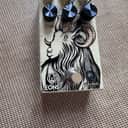 Walrus Audio Eons Five-State Fuzz 2022 - Present - Sandy Tan / Goat Graphic