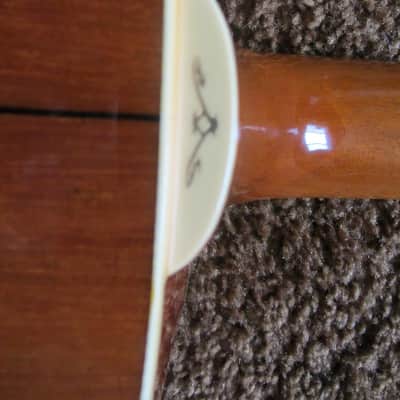 Alvarez 5072 Acoustic Artist Jumbo Natural Guitar with Gig Bag image 6