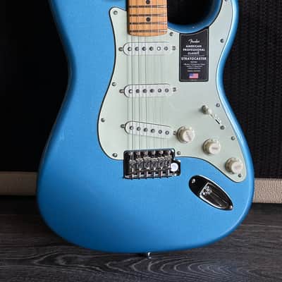 Fender American Professional Classic Stratocaster Unplayed image 1