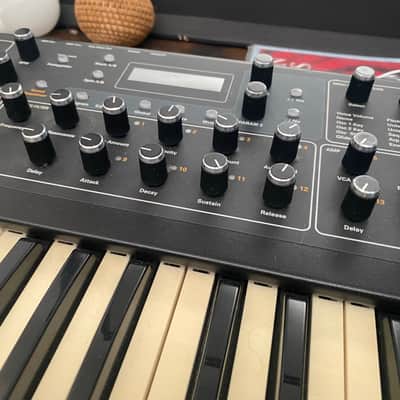 Dave Smith Instruments Prophet 08 PE 61-Key 8-Voice Polyphonic Synthesizer 2009 - 2015 - Black with Wood Sides image 3
