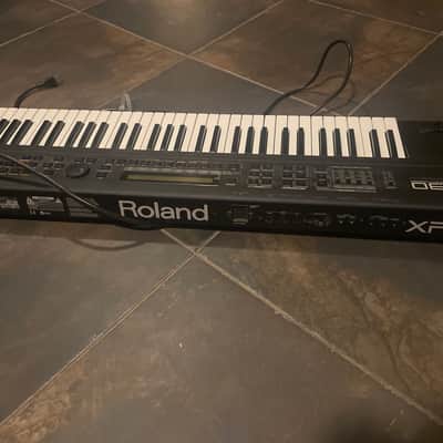Roland XP-30 61-Key 64-Voice Expandable Synthesizer 1999 - 2004 - Black image 2