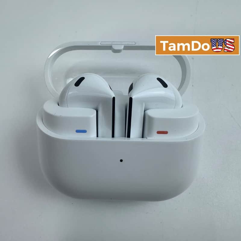 Samsung Galaxy Buds3 SM-R530 Wireless Earbud Headphones - White image 1