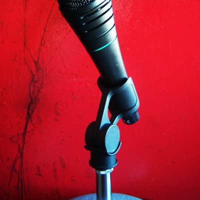 Vintage 1990's AKG D3700S Hyper Cardioid Dynamic Microphone Low Z w mic clip D1000E D190E  D3700 image 5