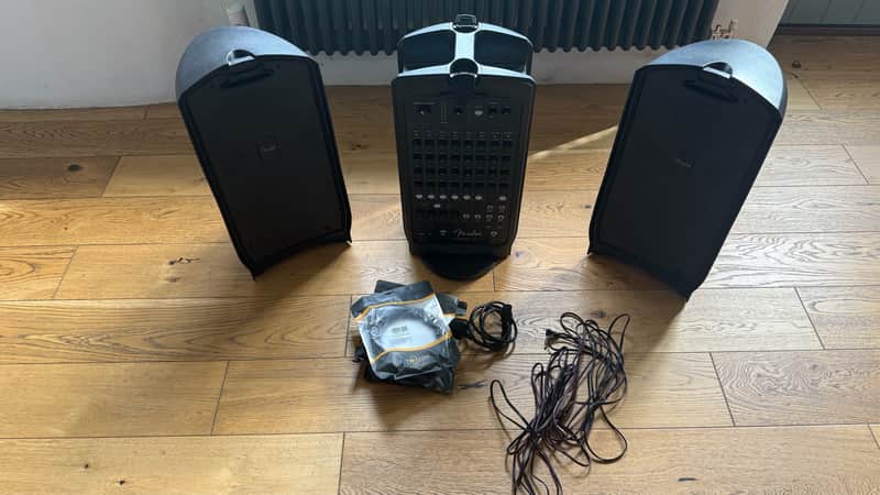 Fender Passport Venue Series 2 plus 3 mic’s and stands - 600-Watt Portable PA System 2018 - 2020 - Black image 1