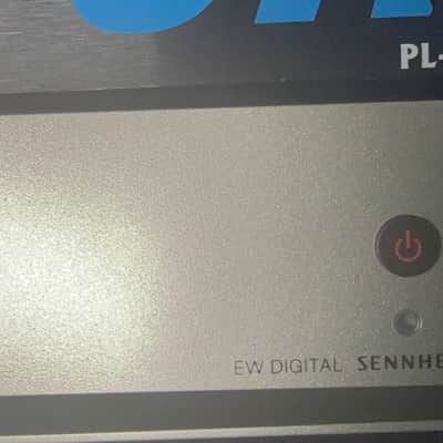 SENNHEISER EW-D EM 4-CH COMPLETE HANDHELD SYSTEM (FREQ R1-6) image 5