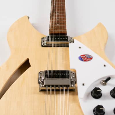 Rickenbacker 330/12 Semi-hollow 12-string Electric Guitar - Mapleglo image 3