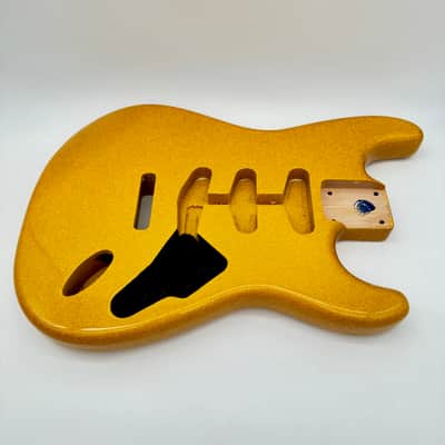 HooDoo Stratocaster Body Alder Sparkle Gold hsb6402 image 2