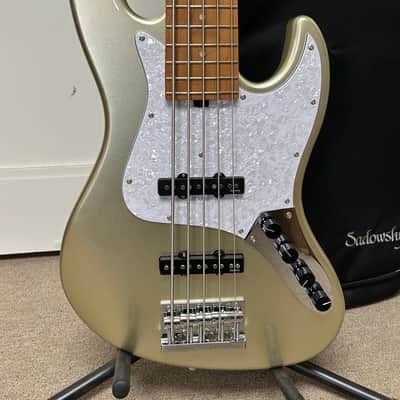Sadowsky MetroExpress Vintage J/J 5 String Bass w/Maple Fingerboard - Champagne Metallic image 2