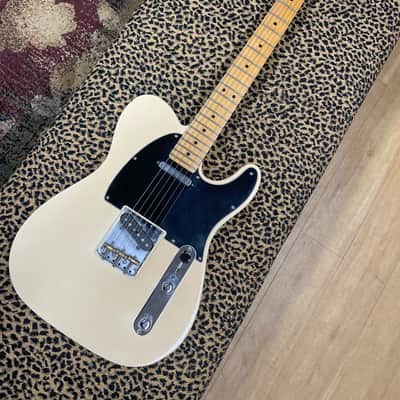 Fender American Special Telecaster with Maple Fretboard 2013 - Olympic White Bild 2