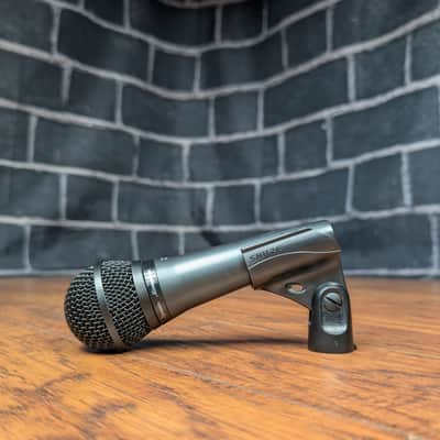 Shure PGA58 Dynamic Microphone - Handheld Mic for Vocals with Cardioid Pick-up Pattern, Discrete On/Off Switch, Mic Clip and Zipper Pouch (PGA58-XLR) - Black image 13