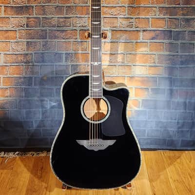 Kieth Urban Player Acoustic Black w/ Original Gig Bag image 2