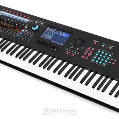 Yamaha Montage M7 76-key Synthesizer (MontageM7d1) image 2