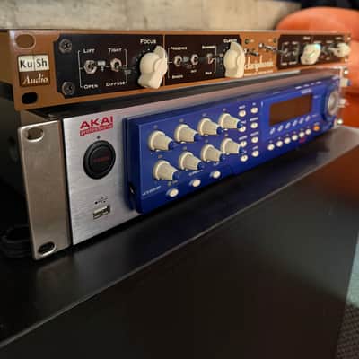Kush Audio Clariphonic MS Dual-Channel Parallel Equalizer 2010s - Brown / Black image 3