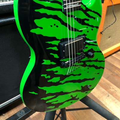 ESP LTD Slimer Viper Tony Perry Signature Guitar 2015 - Green/black image 4