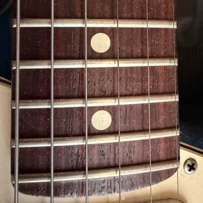 Fender Highway One Stratocaster with Rosewood Fretboard 2002 - 2005 - Sapphire Blue Transparent image 4