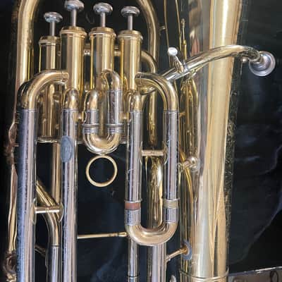 Jupiter JEP470 Euphonium, 4  piston,  Gold with case and  mouthpiece image 3