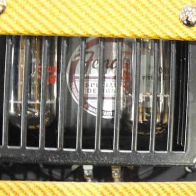 Fender '57 Custom Champ 2-Channel 5-Watt 1x8" Guitar Combo 2016 - Present - Lacquered Tweed image 8