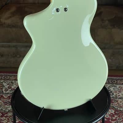 Duesenberg Julietta Vintage White 3,393 kg + incl. Gigbag + NEW image 8