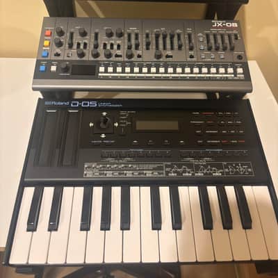 Roland Boutique 3 tier stand for keys and boutiques se-02, jp-06, jx-08, tb-03, tr-06, tr-08, tr-09, d-05, sh-01a, k-25m, jx-08, vp-03, jx-03, a-01 2020 - Blacl