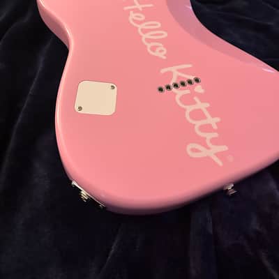 Squier Hello Kitty Stratocaster 2024 - Present - Pink image 6
