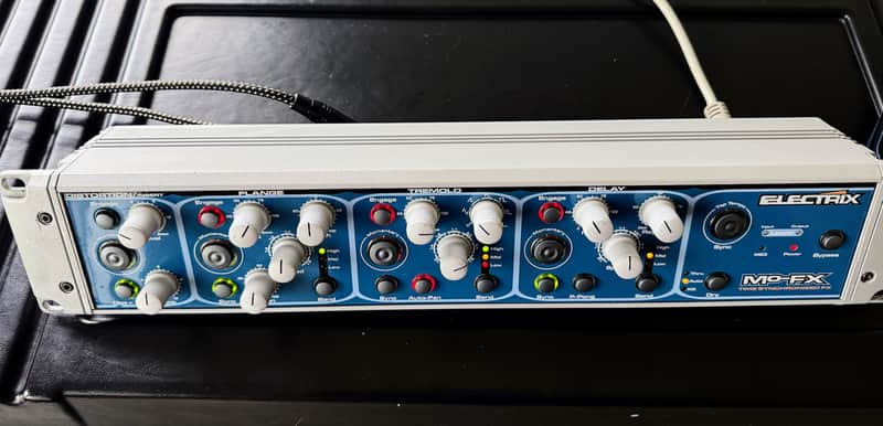 Electrix Mo-FX Time Synchronized Effects.  MIDI controller image 1