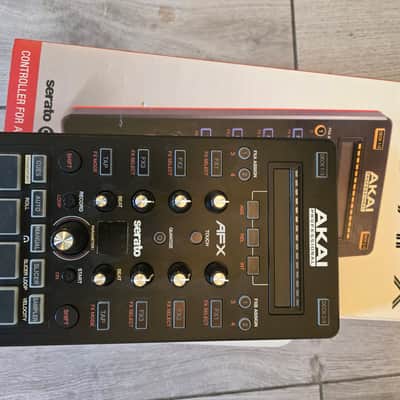 Akai AFX Controller 2010s - Black image 1