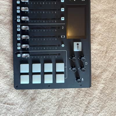 RODE RODECaster Pro - Perfect for Podcast image 2