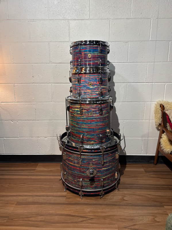 Ludwig No. 983-1 Hollywood Outfit 8x12 / 9x13 / 16x16 / 14x22" Drum Set with Keystone Badges 1968 - Psychedelic Red image 1