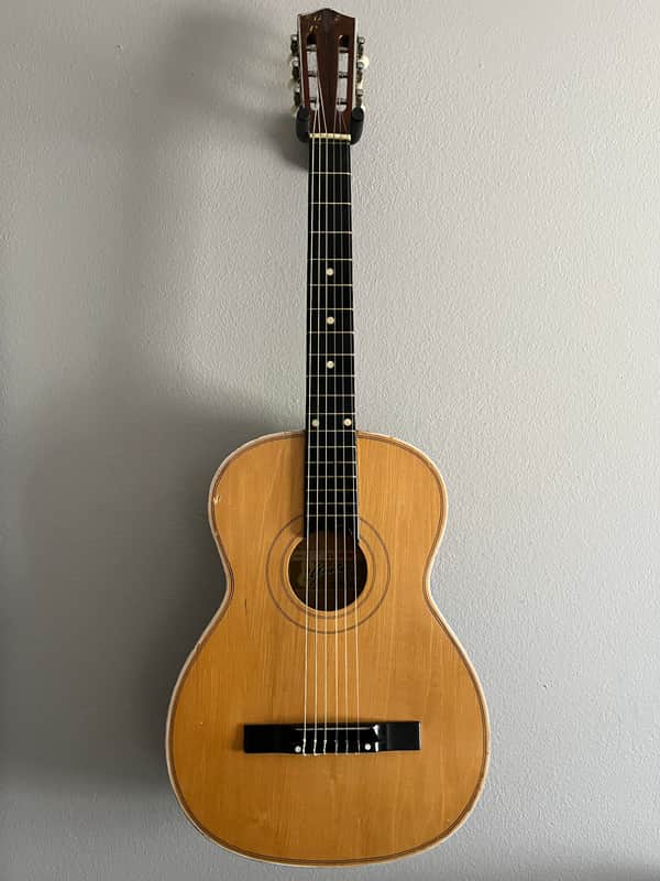 Kapok 3/4 Size Classical Guitar - Natural image 1