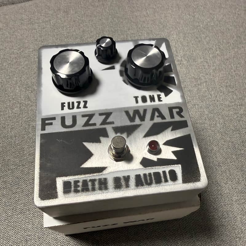 Death By Audio Fuzz War