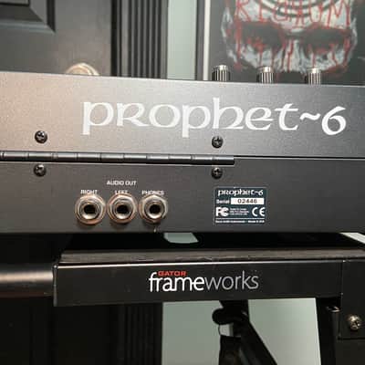 Sequential Prophet-6 49-Key 6-Voice Polyphonic Synthesizer 2018 - 2020 - Black with Wood Sides image 16