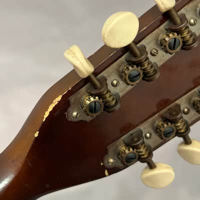 Harmony H8031 oval hole flat back mandolin 1972 - Sunburst image 15
