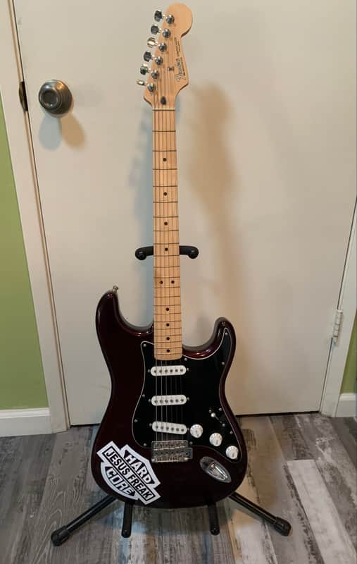 Fender Standard Stratocaster 1998 - 2005 image 1