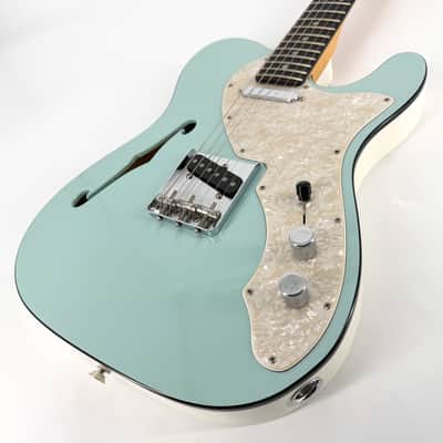2019 Fender Limited Edition Two-Tone American Thinline Telecaster – Daphne Blue / White image 2