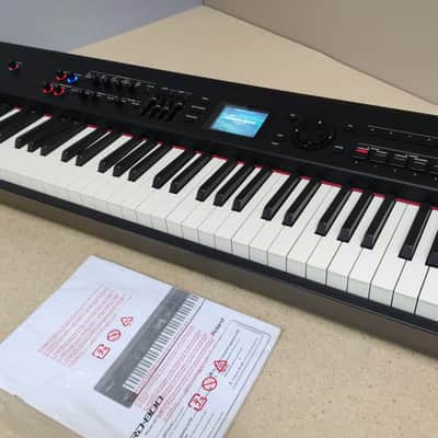 Roland RD-800 88-Key Digital Stage Piano ( rd800 rd 800 )