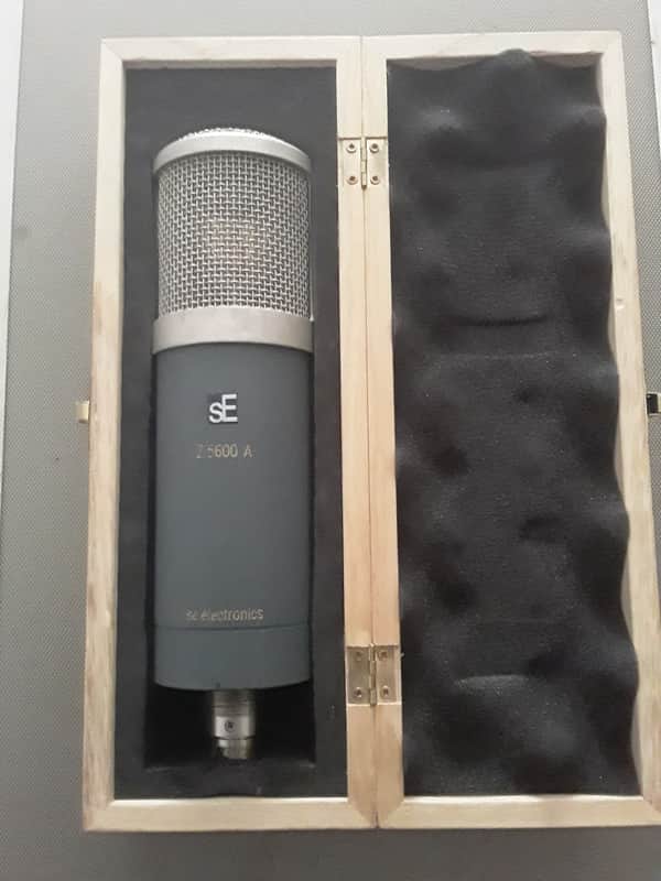 sE Electronics Z5600a Large Diaphragm Multipattern Tube Condenser Microphone image 1