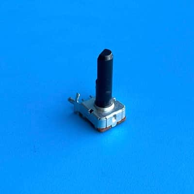 Fender Bullet Reverb (PR241) Guitar Amp Part: D-Shaft Potentiometer A50K Pot image 5