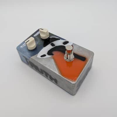 3wN Noisemakers Truth (High Gain Low Bias Fuzz Face) 2025 - Blue/Orange image 3