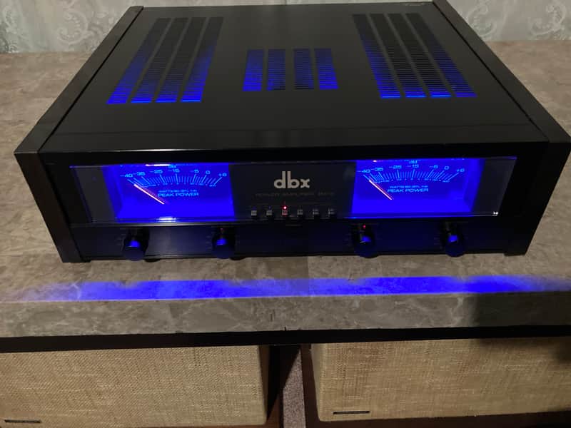 dbx BX-3 パワーアンプ DBX BX-3 Specifications