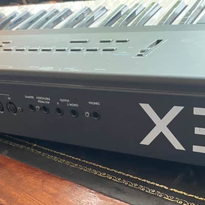 Korg X3 2000s - Black image 3