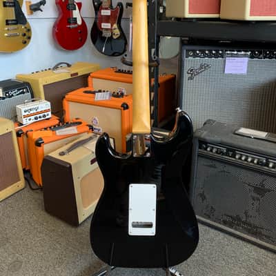 G&L Tribute Series Legacy HSS with Maple Fretboard 2010 - Present - 3-Tone Sunburst image 8