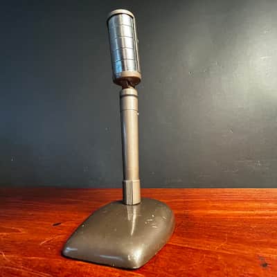 RCA KN-1B dynamic microphone w/stand image 19