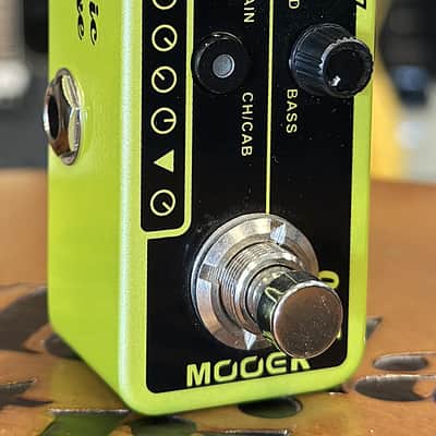 Mooer 006 Classic Deluxe Micro Preamp | Reverb
