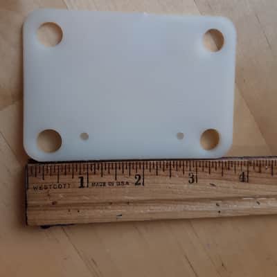 Unbranded Neck Plate 2010s White Plastic image 2