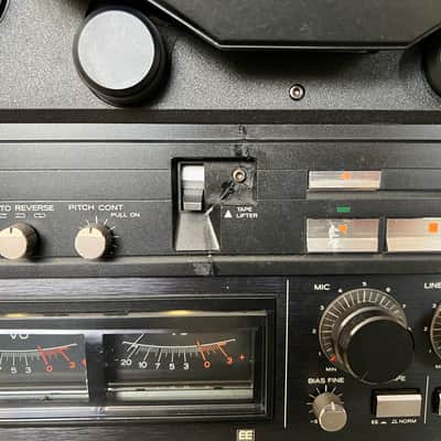 TEAC X-2000R - Black image 3